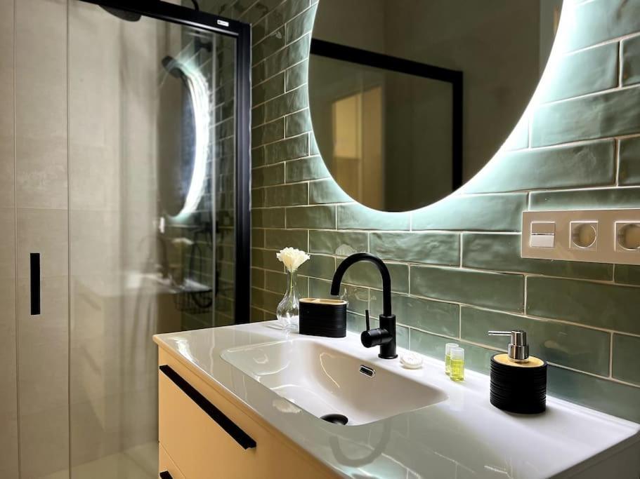 Auxiliadora Luxury Lägenhet Sevilla Exteriör bild